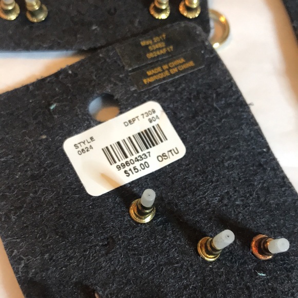 AEROPOSTALE JEWELRY LOT NEW ON CARDS - Picture 7 of 9